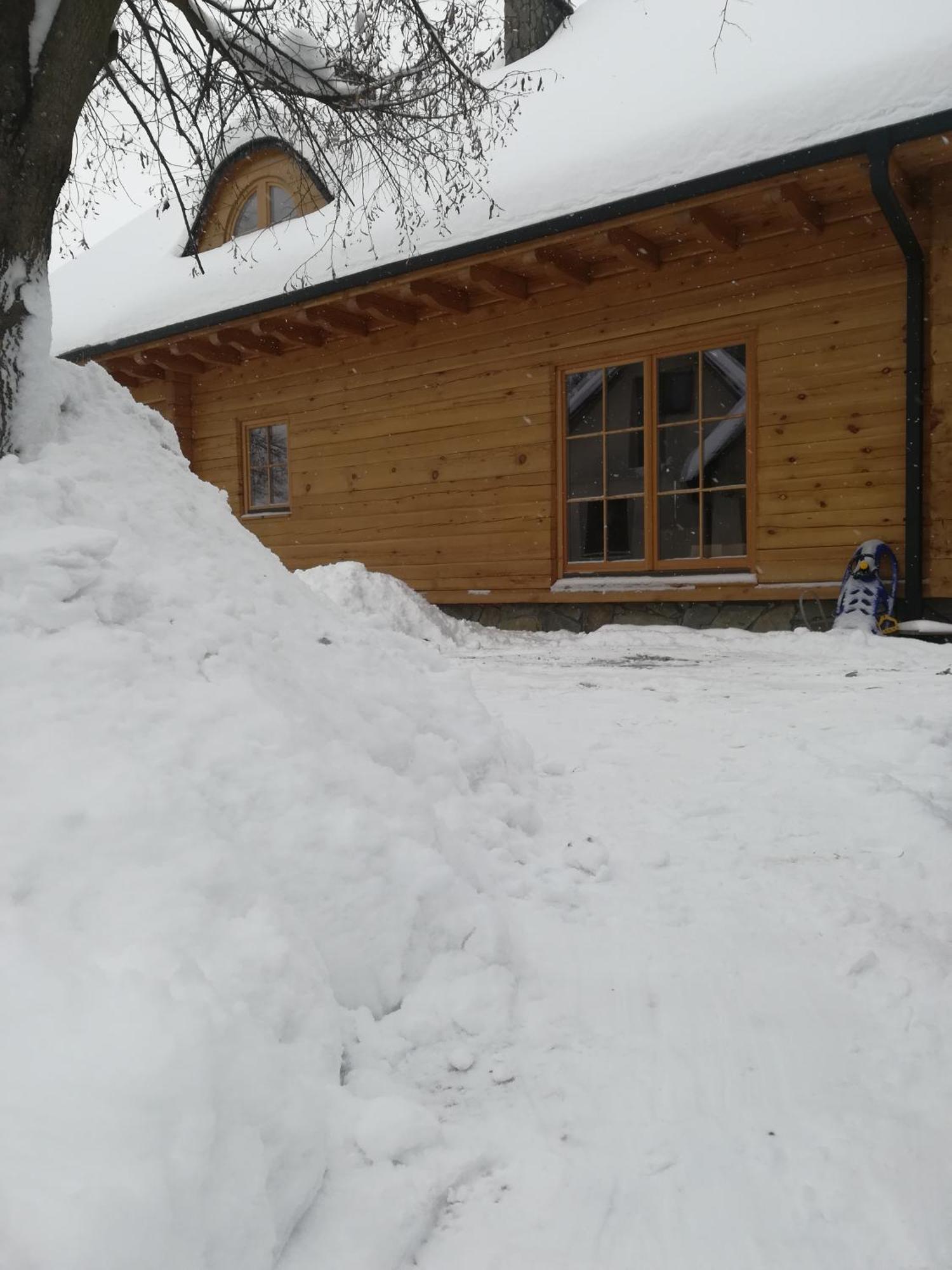 Fajna Chatka Ustrzyki Dolne Exteriér fotografie